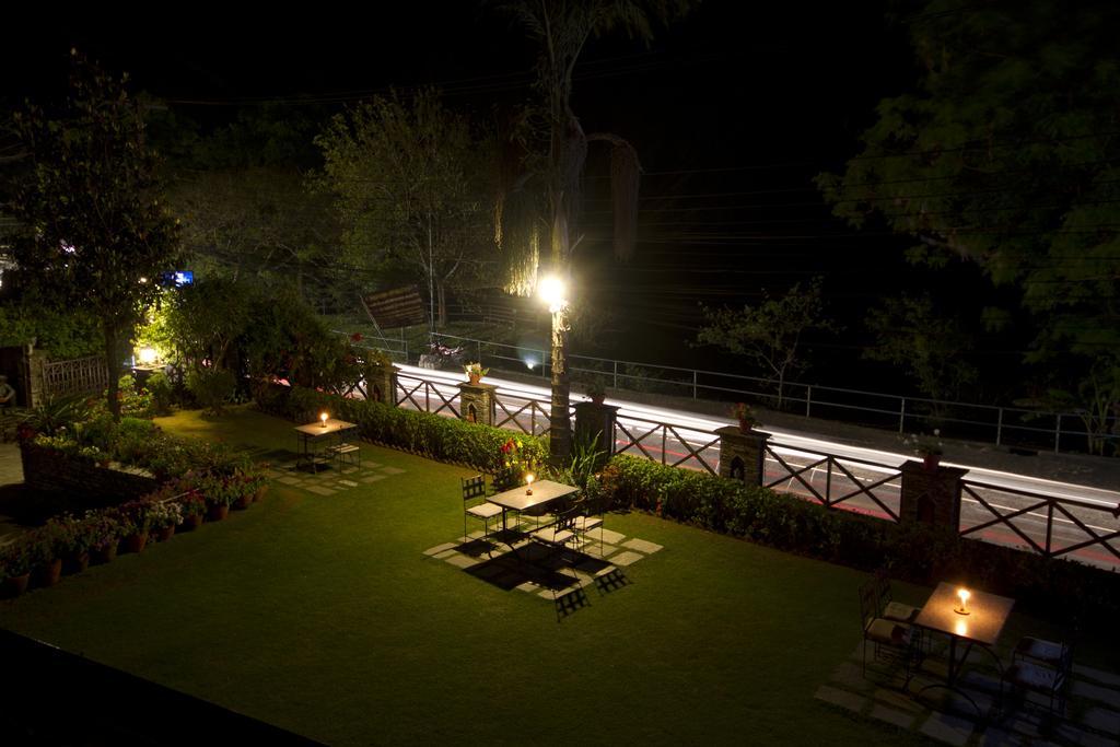Trek-O-Tel Hotel Pokhara Luaran gambar